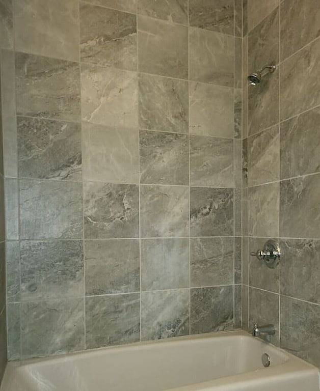 Ganze Wohnung, Contemporary 3-Bedroom Home with Balcony in Rva in Richmond, Virginia