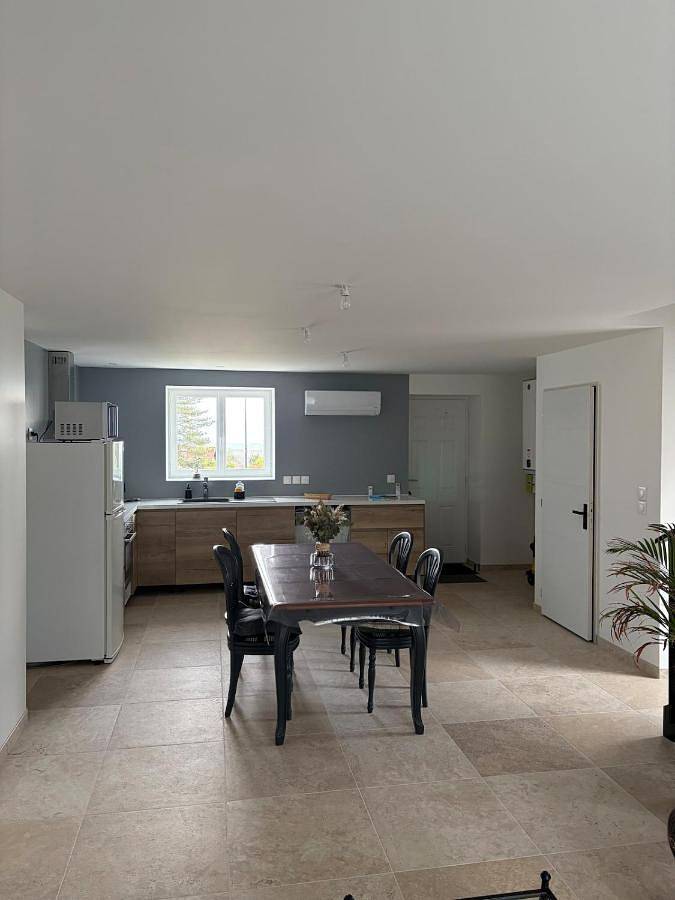 Location de vacances pour 2 personnes, avec vue à Vaux-en-Beaujolais - 4