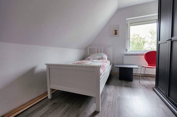 Ferienhaus für 6 Personen, mit Pool und Terrasse sowie Garten, mit Haustier in Emden - 4