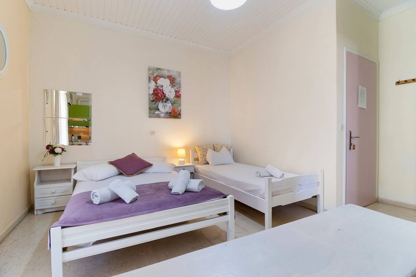 Estudio entero, Apartamento estudio 'Con vistas a la montaña' con vistas al mar in Nikiana, Alexandros