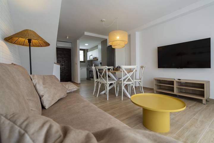 Gîte pour 6 personnes, avec terrasse et piscine à Benicasim - 2