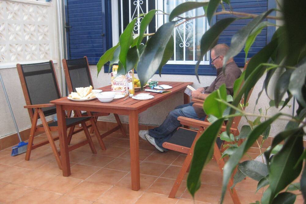 Great sea views. Close to sea and amenities. in Santa Pola, Costa Blanca