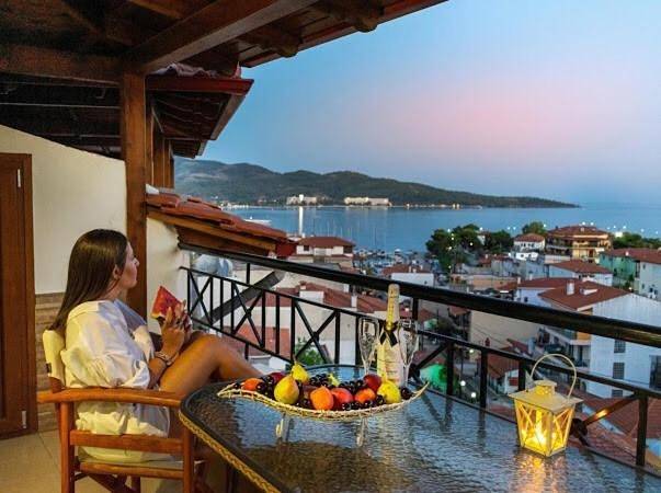 Ferienwohnung für 4 Personen, mit Balkon und Terrasse sowie Garten und Ausblick