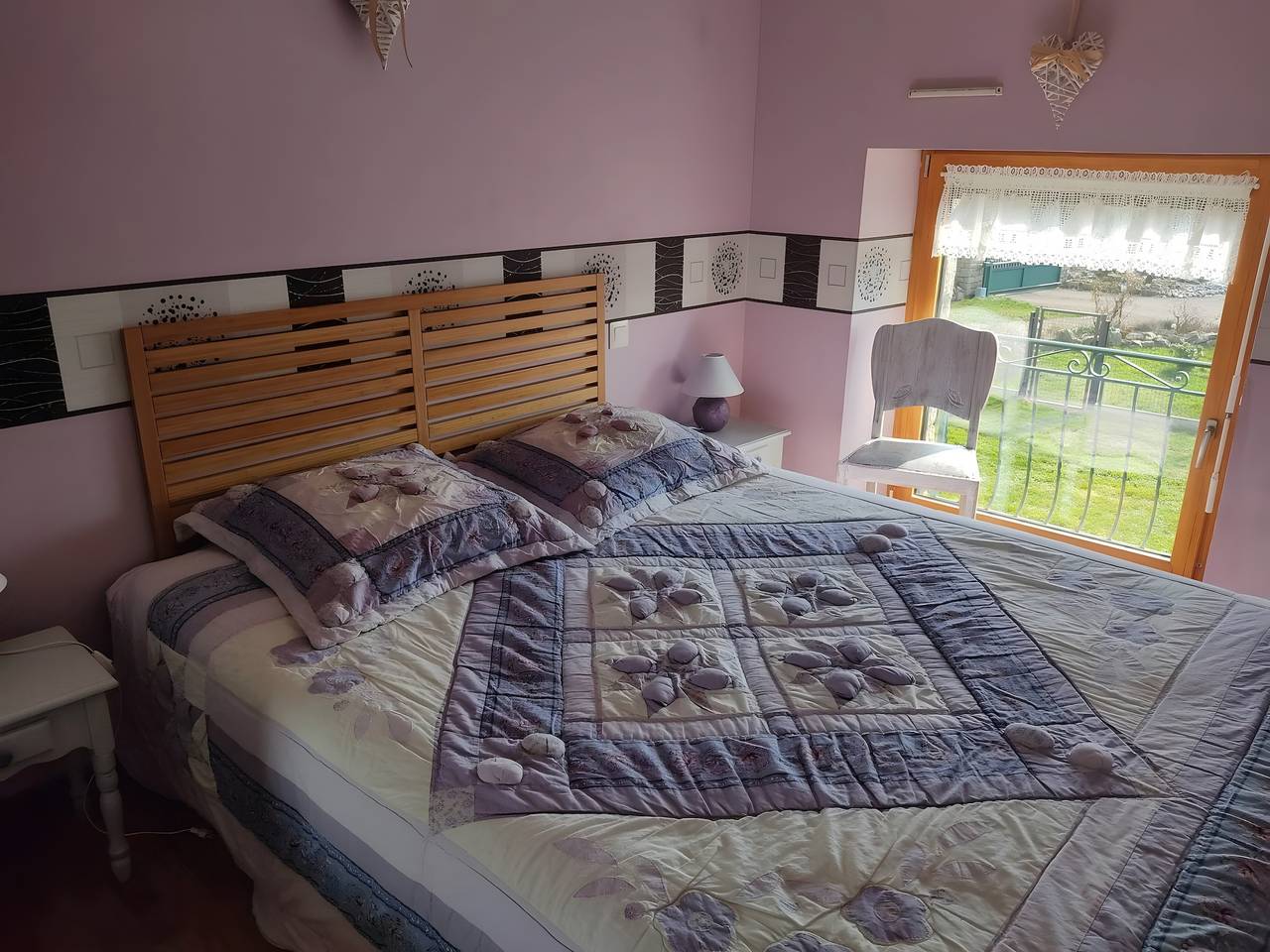 Holiday Home "Gîte Les Hortensias with Pool" – Private Pool, Wi-Fi & Air Conditioning in Trébédan, Dinan region