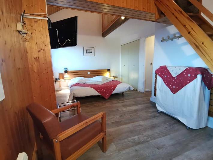 Hôtel pour 2 personnes, avec terrasse ainsi que jacuzzi et sauna à Font-Romeu-Odeillo-Via