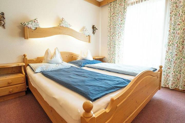 Ferienwohnung für 4 Personen, mit Balkon und Garten in Seeboden