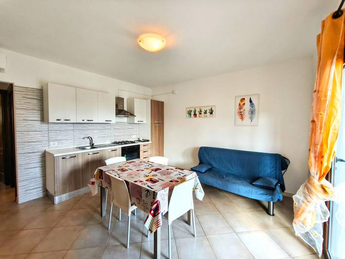 Gîte pour 6 personnes, avec terrasse, adapté aux familles à Budoni - 2