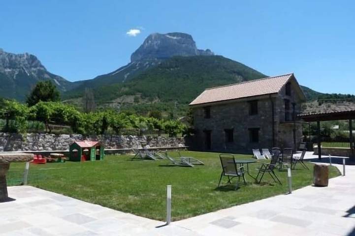 Gîte pour 2 personnes, avec Jacuzzi et Jardin à Chía