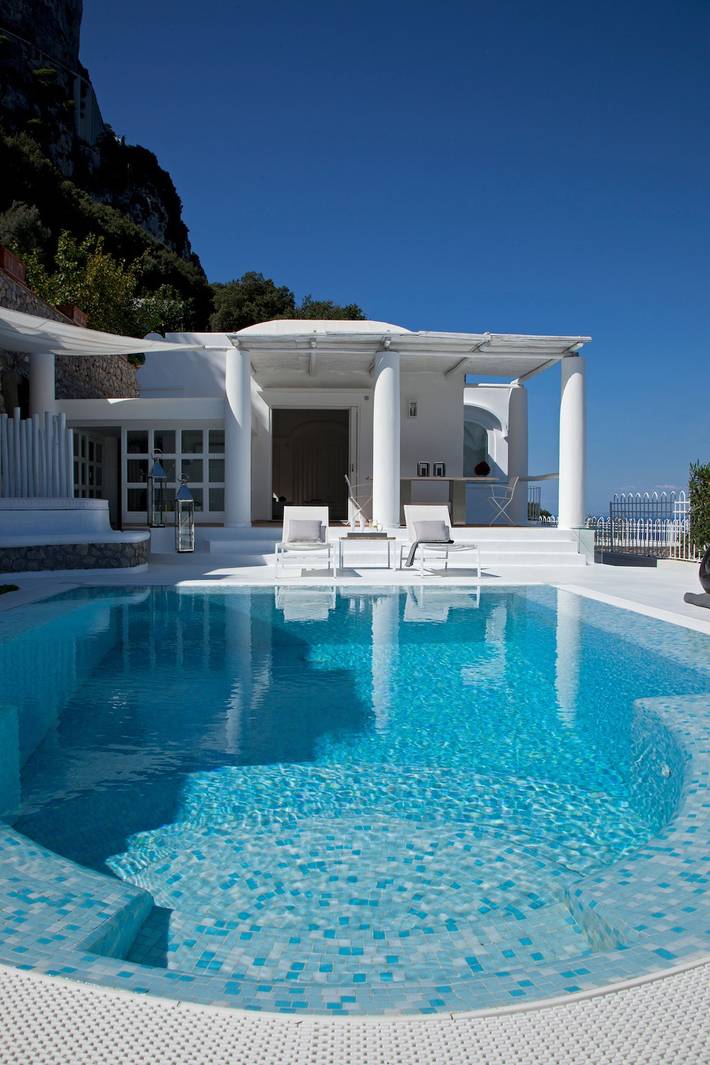 Ferienhaus für 7 Personen, mit Balkon und Whirlpool sowie Terrasse und Garten in Capri - 3