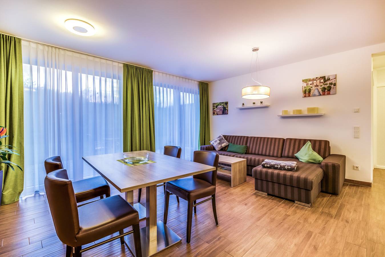 Apartamento vacacional entero, Lagovida Ankerplatz (c) am Störmthaler See in Großpösna, Leipziger Neuseenland