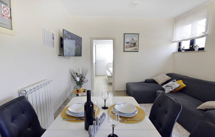 Appartement entier, Appartement haut de gamme entièrement équipé in Umag, Région d'Umag