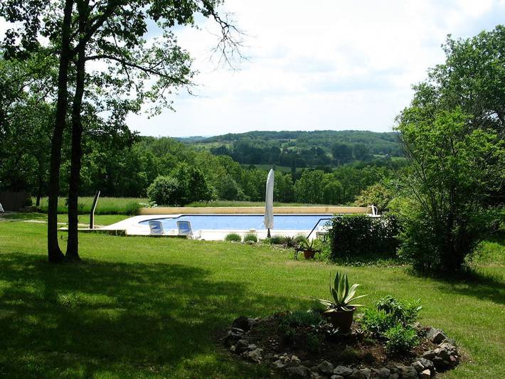 Chambre d’hôte pour 5 personnes, avec piscine et jardin dans le Lot - 4