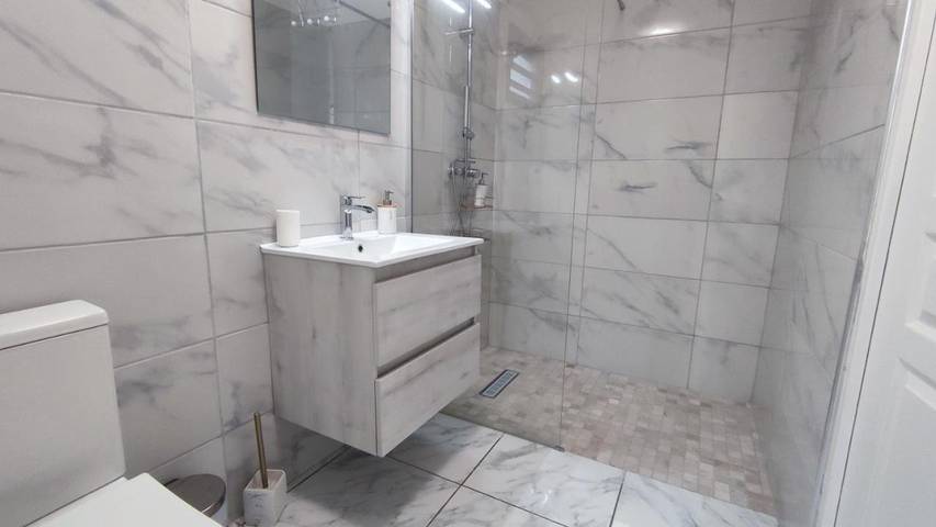 Gîte pour 2 personnes, avec terrasse et jardin à Sainte-Marie (Île de la Réunion) - 4