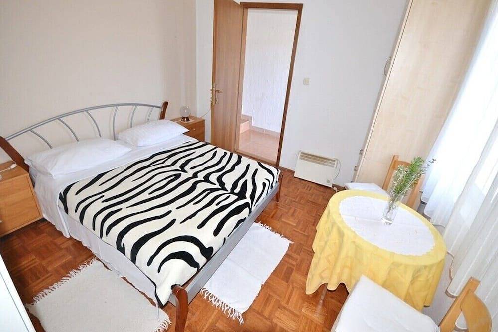 Ganze Wohnung, Ferienwohnungen Boris,, Sukošan, hr in Sukosan, Zadar