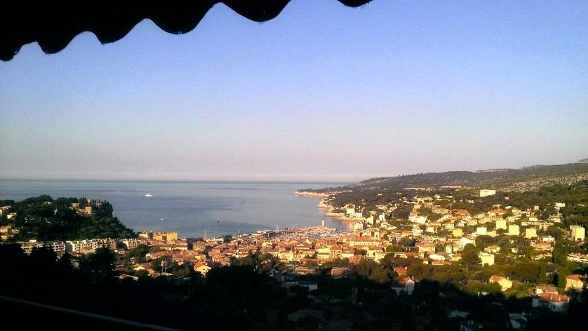 Vakantiewoning voor 3 personen, met uitzicht en terras in Cassis