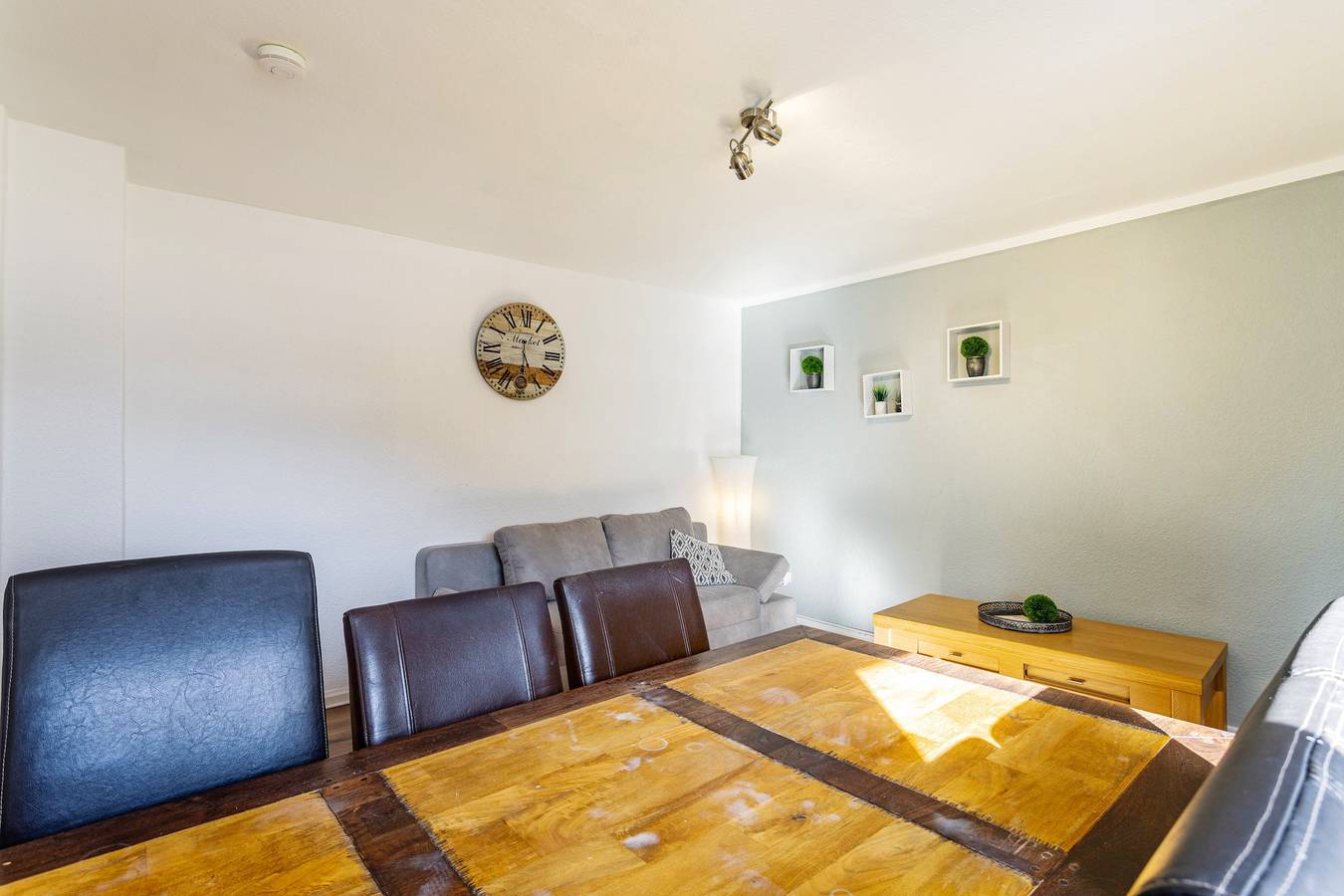 Geheel appartement, Appartement 'Piste 4' met gedeeld terras, balkon en Wi-Fi in Willingen, Upland