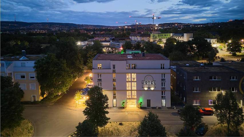 Hotel für 2 Personen, mit Terrasse und Garten in Bad Cannstatt - 2