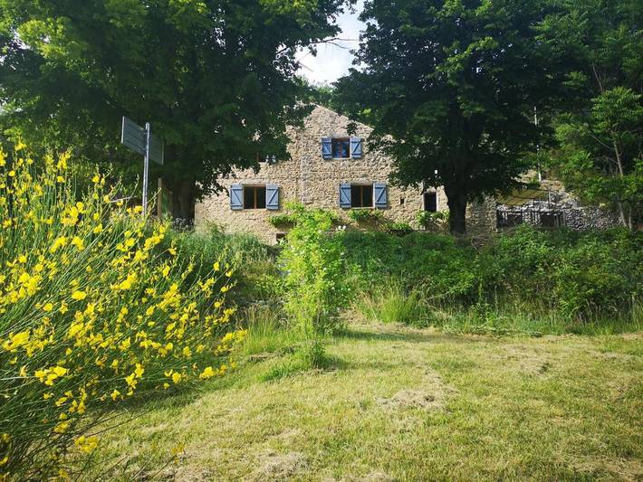 Location de vacances pour 8 personnes, avec piscine ainsi que vue et jardin à Reilhanette - 2