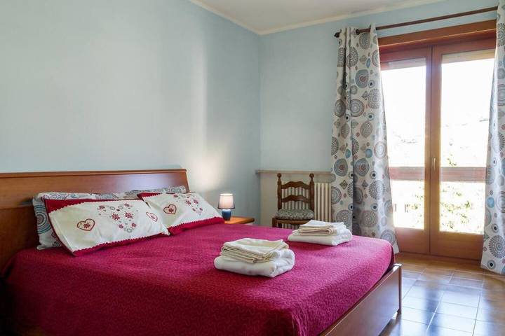 Appartement de vacances pour 5 personnes, avec balcon et jardin