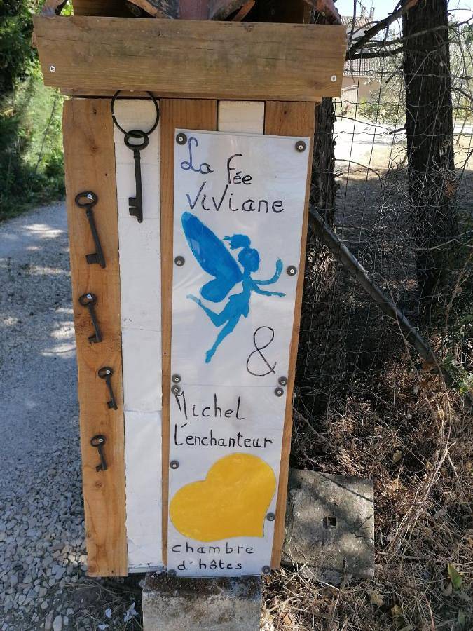 Chambre d’hôte pour 2 personnes, avec jardin et vue à Robion - 2