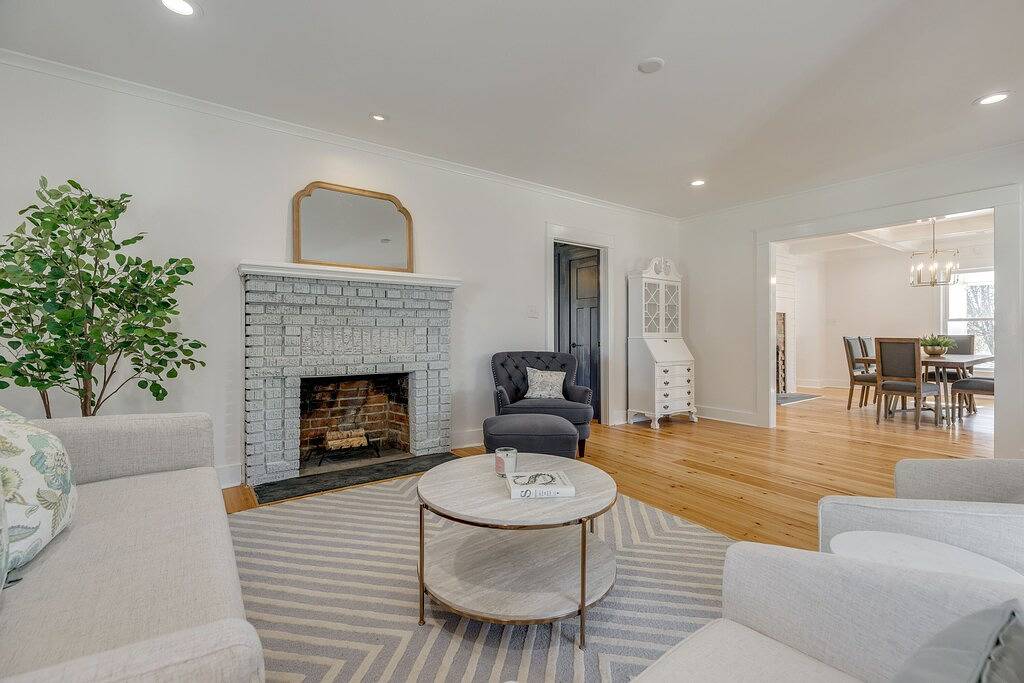 Modern Farm House At The Monroe Executive Airport! in Union County (NC)