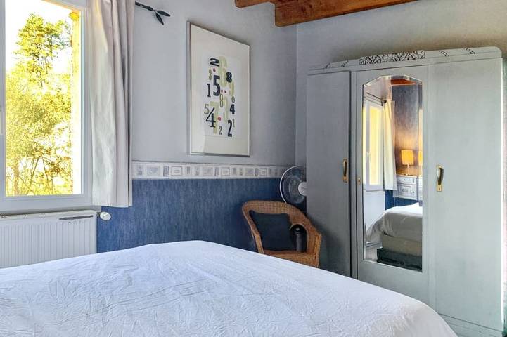 Location de vacances pour 7 personnes, avec jardin ainsi que terrasse et piscine à Saint-Géry - 4