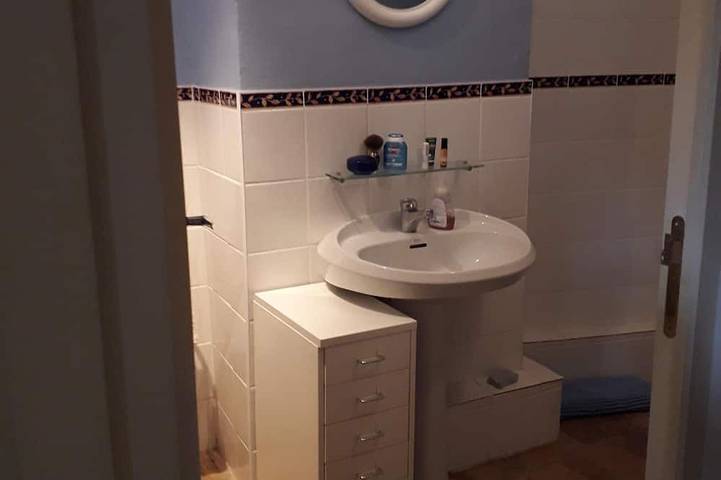 Location de vacances pour 6 personnes, avec jardin à Saint-Geniès-de-Fontedit - 4