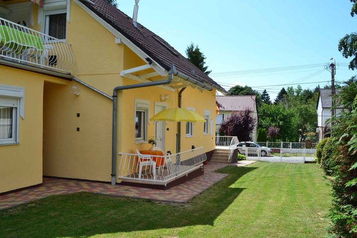Ferienwohnung für 3 Personen, mit Garten in Zalakaros