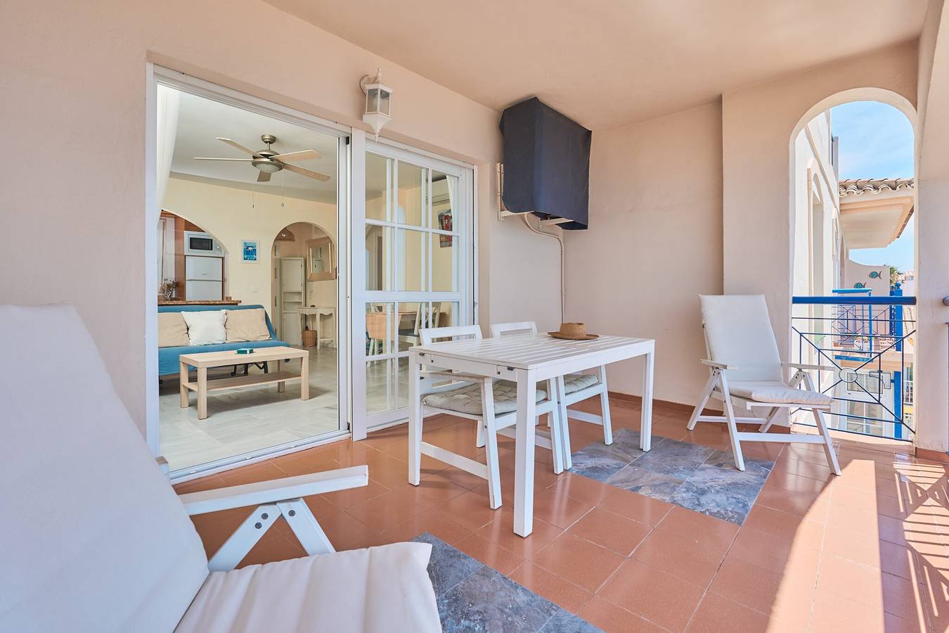 Geheel appartement, Appartement 'Blue View' met Zeezicht, Wi-Fi en Airconditioning in Torrox Costa, Torrox