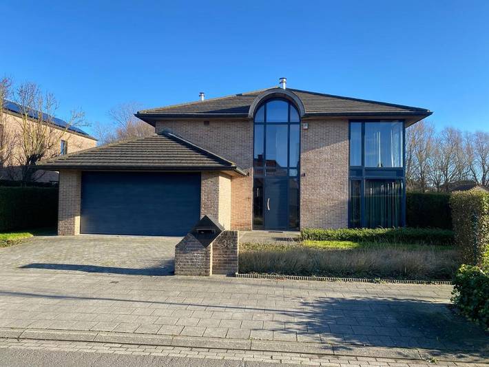 Villa pour 12 personnes, avec Terrasse et Jardin ainsi que Piscine et Vue à Oostende
