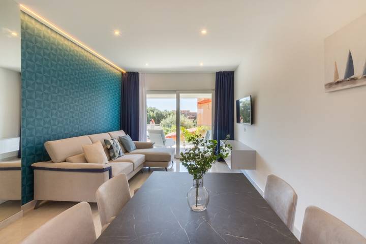Entire apartment, Apartment "Residence Meridian Unità 4" Near the Beach with Mountain View, Pool, A/C, Wi-Fi & Balcony in Villa San Pietro, Cagliari Province