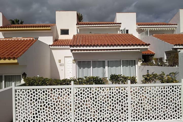 Villa for 6 people, with pool and garden as well as balcony - 1