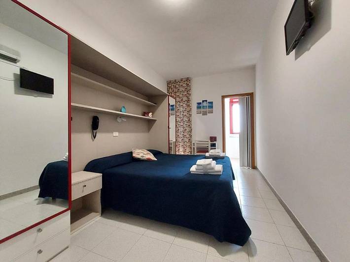 Hôtel pour 2 personnes, avec jardin dans Marina di Davoli - 2