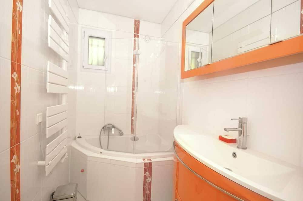 Holiday Home in Carqueiranne by the Sea in Carqueiranne, Toulon region