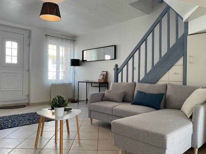 Apartamento de vacaciones para 4 personas, con jardín además de balcón y vistas - 1