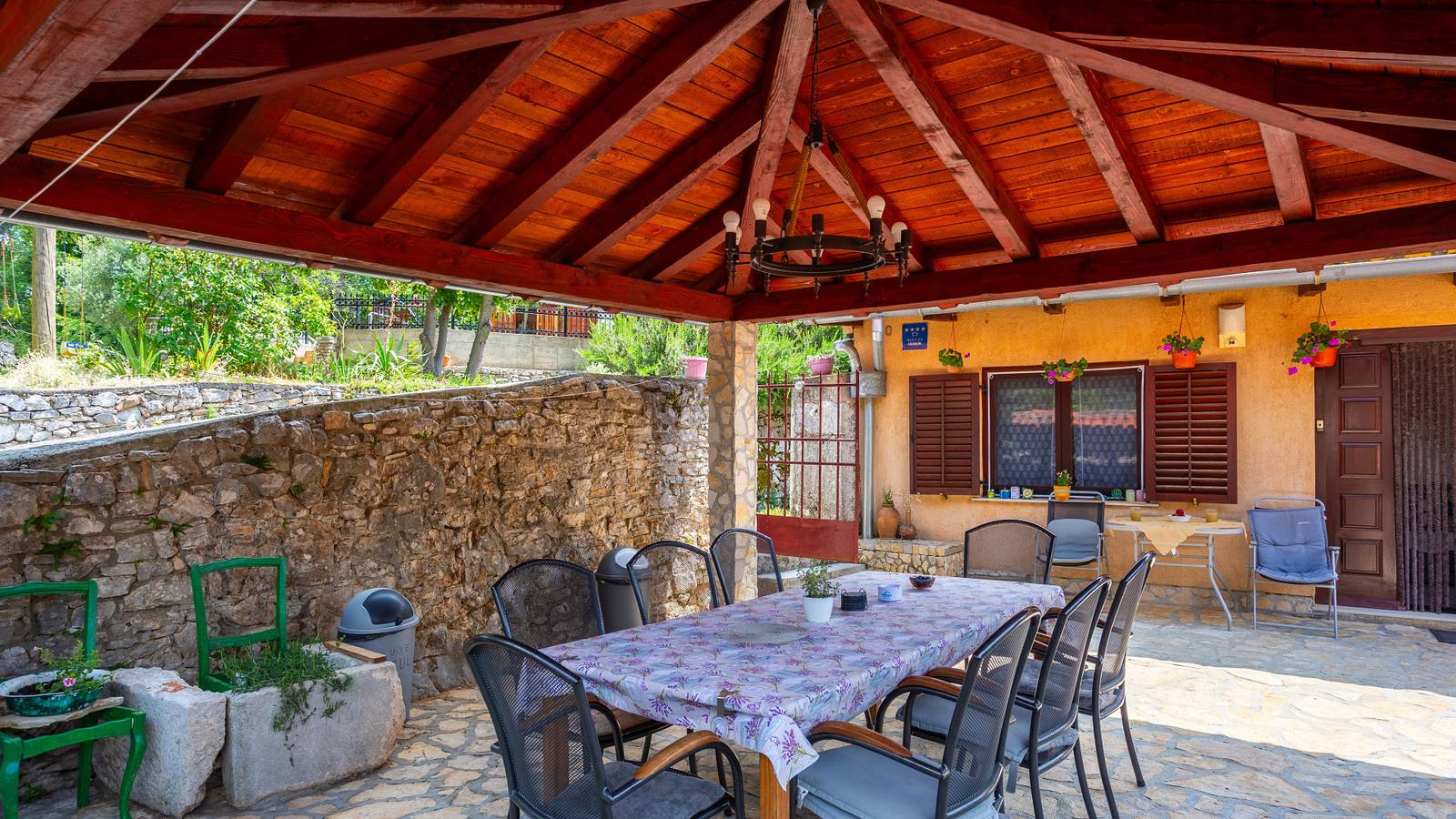 Villa Mirjana with pool Opatija  by Villas Guide in Moscenicka Draga, Primorje-Gorski Kotar