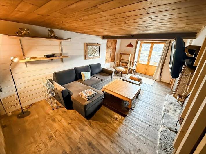 Location de vacances pour 6 personnes, avec Vue à Thiézac