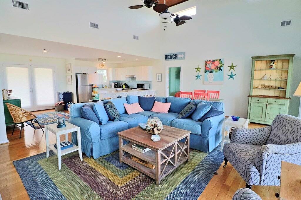 Cabana Del Sol Is A 2Bd/2Ba Gulf Front W/Amazing Views, 2 Screen Porches! in Indian Pass, Cape San Blas