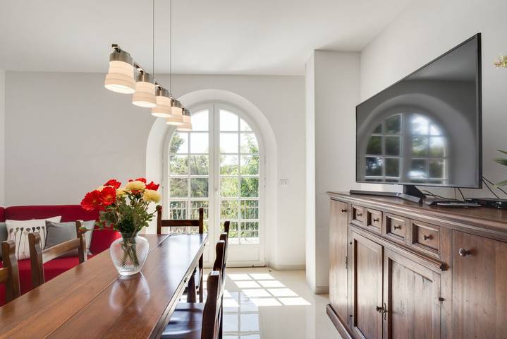 Ganze Wohnung, Ferienwohnung für 6 Personen mit Balkon/Terrasse in San Remo, Sanremo Gemeinde