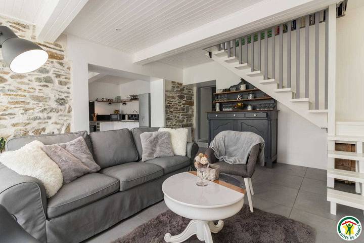 Gîte pour 6 personnes, avec terrasse à Arbas (Haute-Garonne)