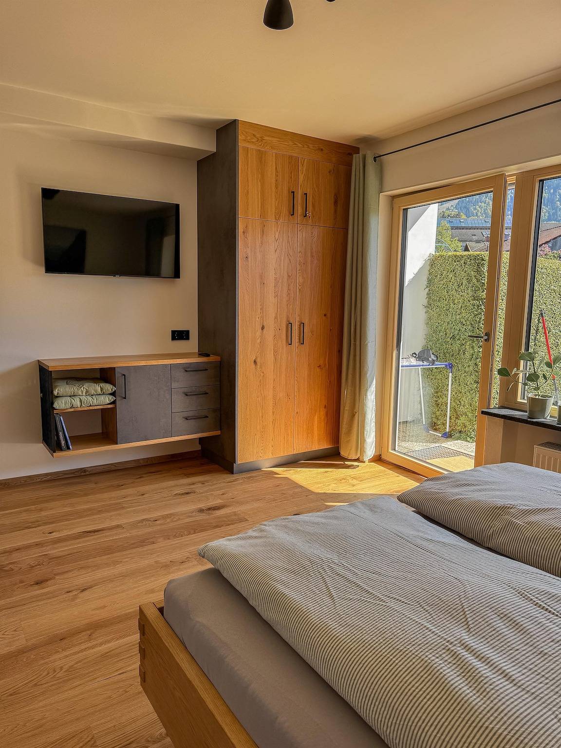Ganze Ferienwohnung, Ferienwohnung Heimatblick, Bergblick und Garten in Garmisch-Partenkirchen, Bayerische Alpen