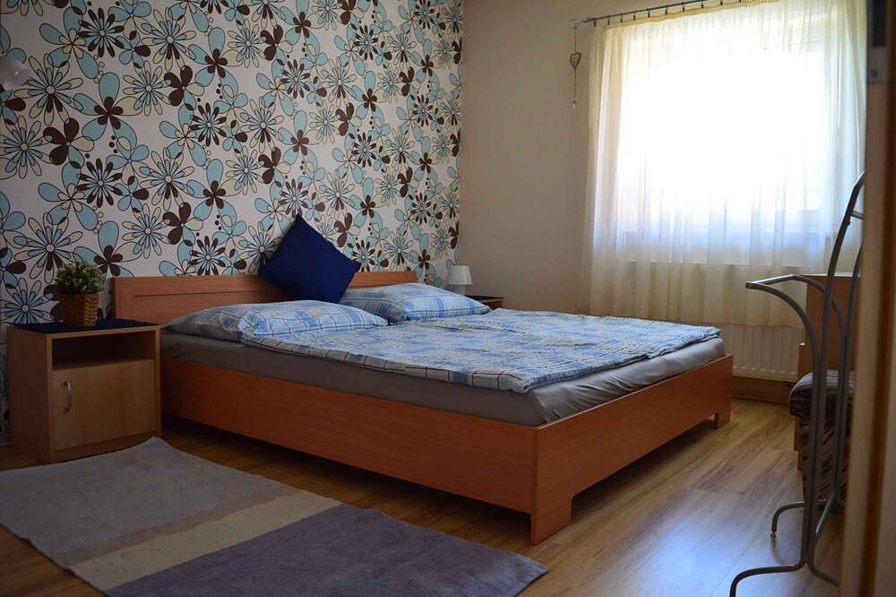 Ferienhaus nur 400 m vom Balaton in Gyenesdias, Balaton Hochland Nationalpark