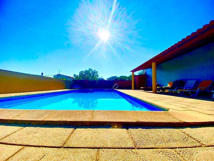 Casa de férias para 2 pessoas, com piscina e jardim Nas Aldeias do Xisto