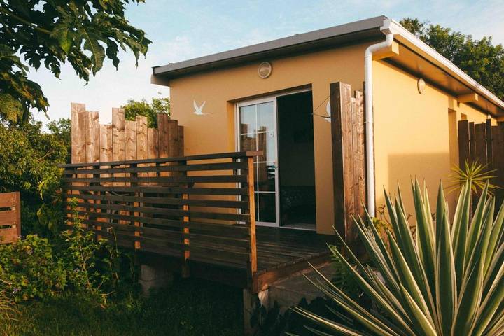 Chambre d’hôte pour 2 personnes, avec piscine ainsi que jacuzzi et jardin sur l' Île de la Réunion - 2