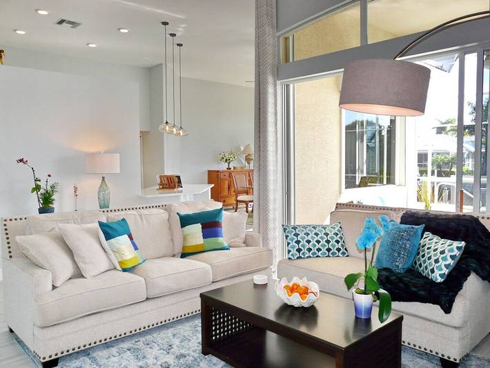 Vacation home for 8 people, with terrace and yard in Marco Island