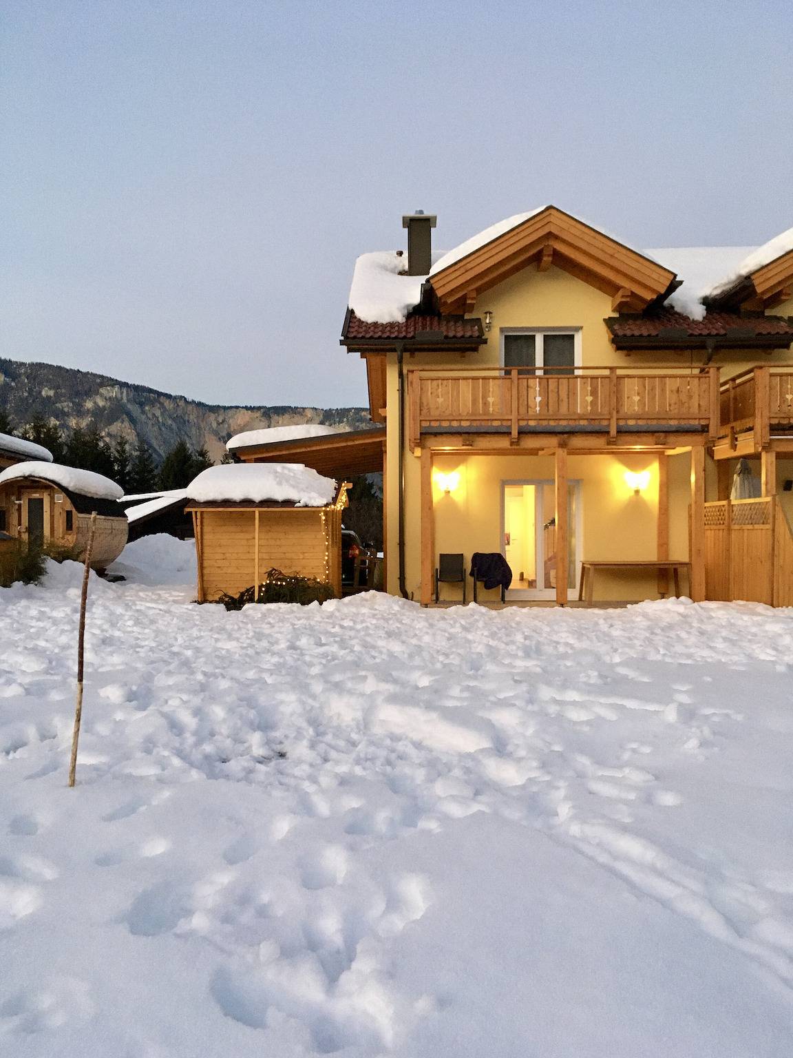 Vakantiehuis 'Ferienhaus Seltschach 193' met uitzicht op de bergen, eigen terras en Wi-Fi in Karavanke in Pohorje, Arnoldstein