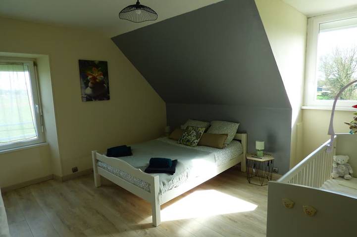 Location de vacances pour 8 personnes, avec jardin à Goulien - 3