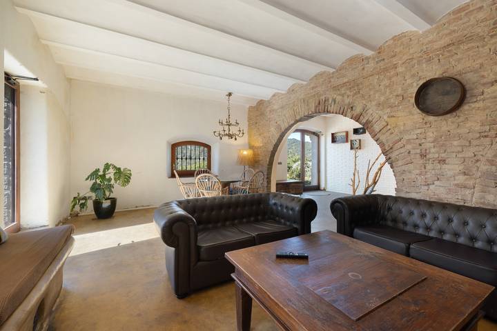 Casa rural para 22 personas, con Balcón y Jardín además de Piscina para niños y Vistas al lago en Vilanova de Escornalbou - 4