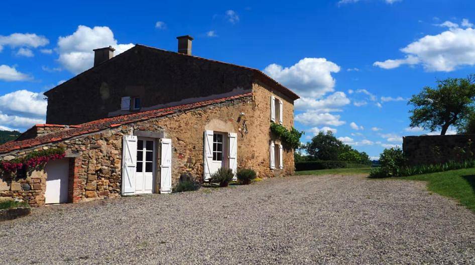 Double Room with Garden View in Sauxillanges, Parc Naturel Régional Livradois-Forez