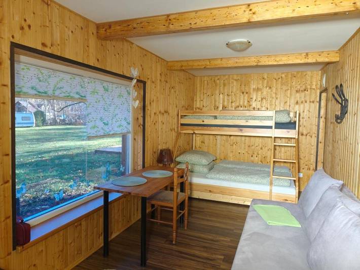 Kemping dla 4 osób, z sauna i widok oraz basen i taras w Morawy
